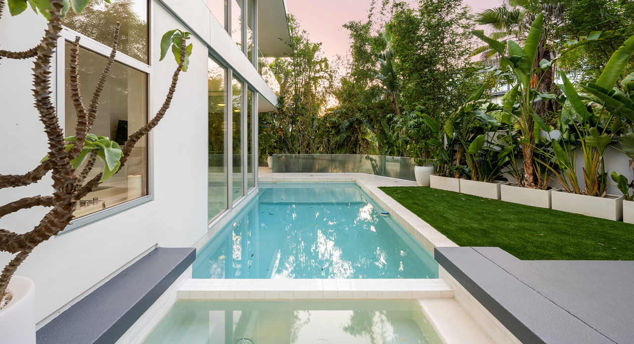 How to Choose the Best Pool Shape